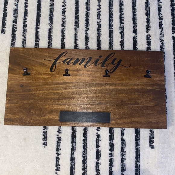 🪩Things remembered Family picture clip sign! - Picture 1 of 4